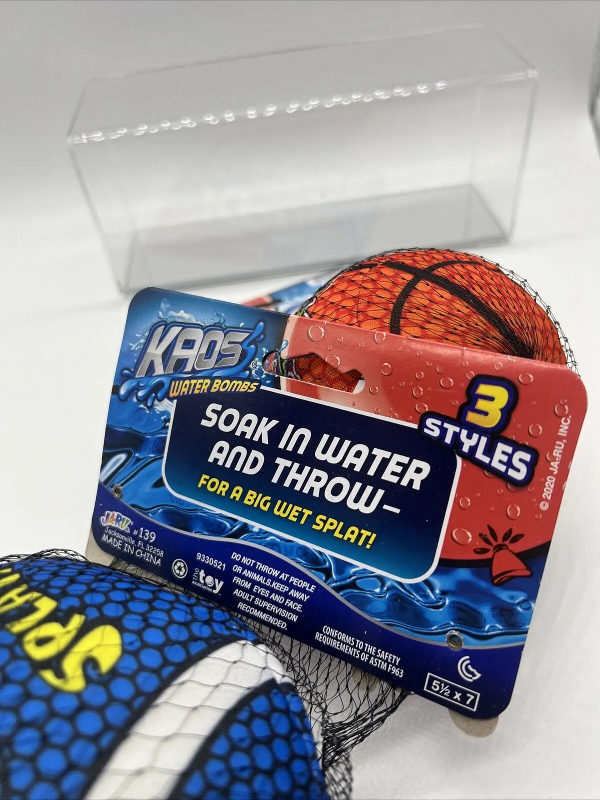 (2) Toss' Em Water Bomb Sports Ball Football Basketball Pool Toy Outdoor Kaos