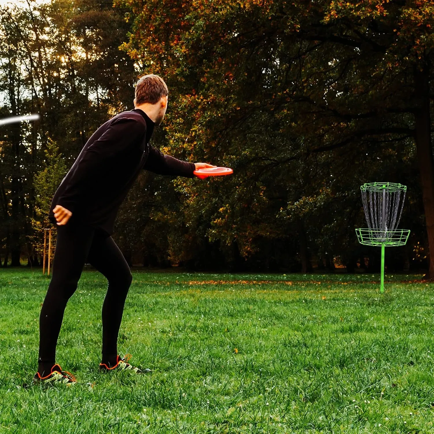 Growthesport Lite Disc Golf Basket - Portable, Lightweight, Easy-To-Set-Up Golf Practice Net with Heavy Duty Metal Chains Golf Practice Basket Set to Fairway, Backyard, Outdoor & More
