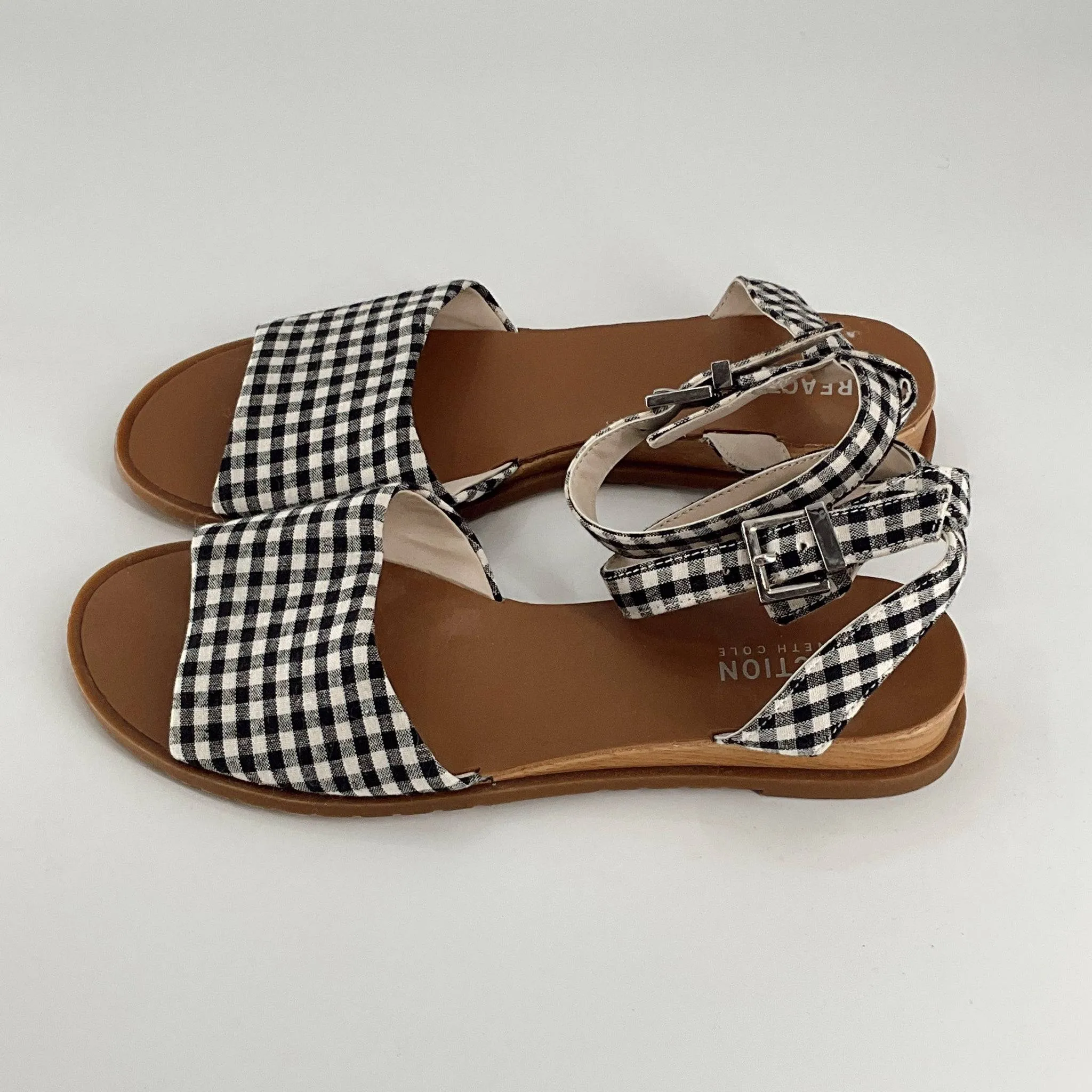 Kenneth Cole Reaction Sandals Size 7.5