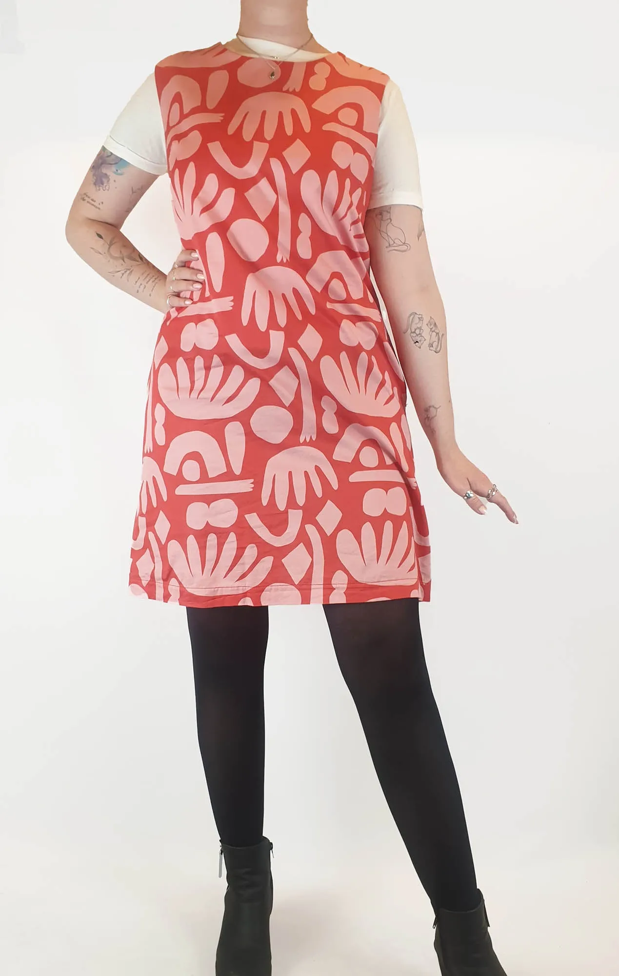 Nerida Hanson 100% cotton red dress with pink print size 12