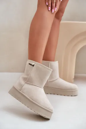 Snow boots