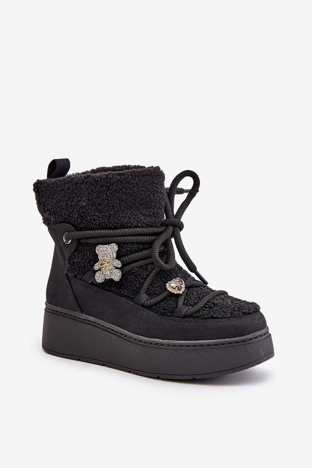 Snow boots
