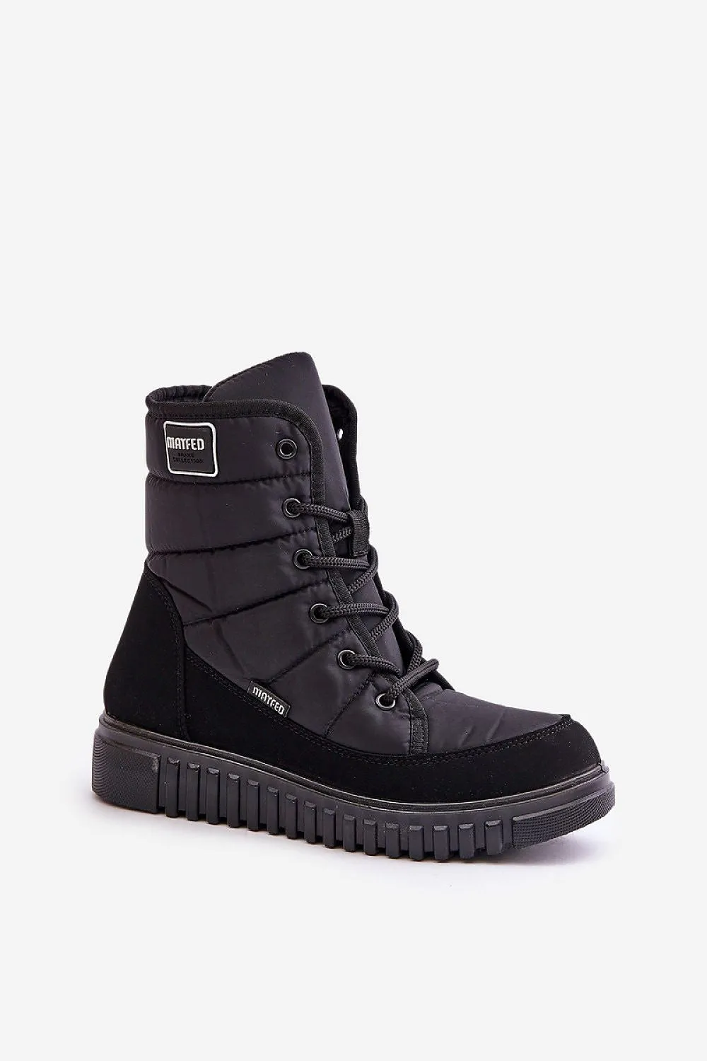 Snow boots