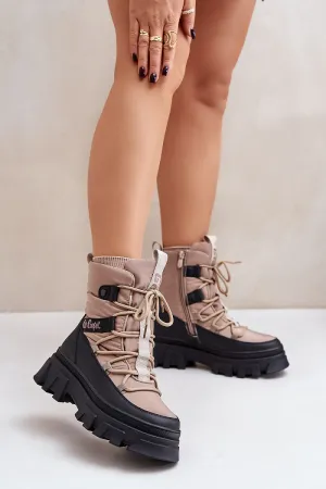 Snow boots