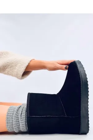 Snow boots