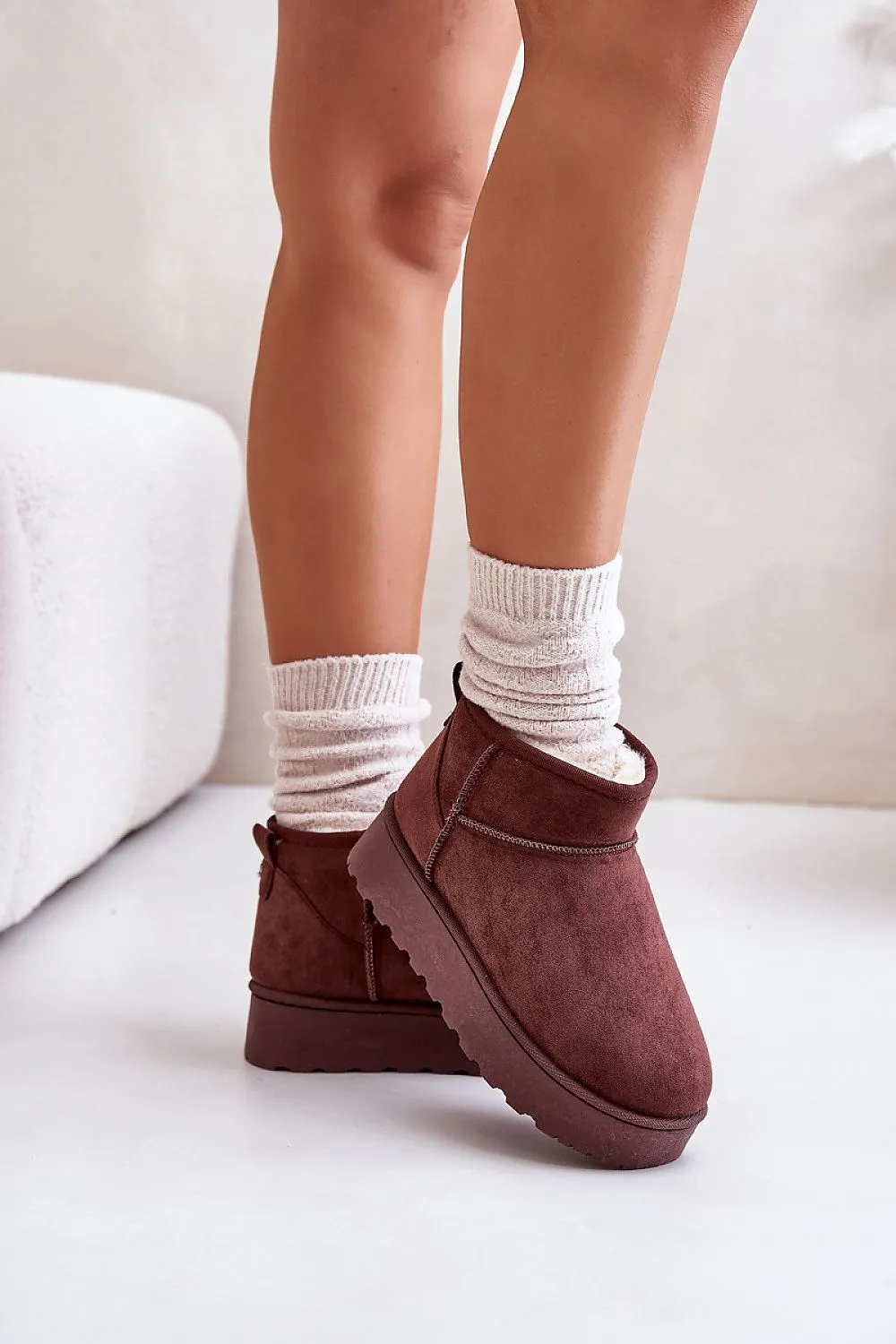 Snow boots