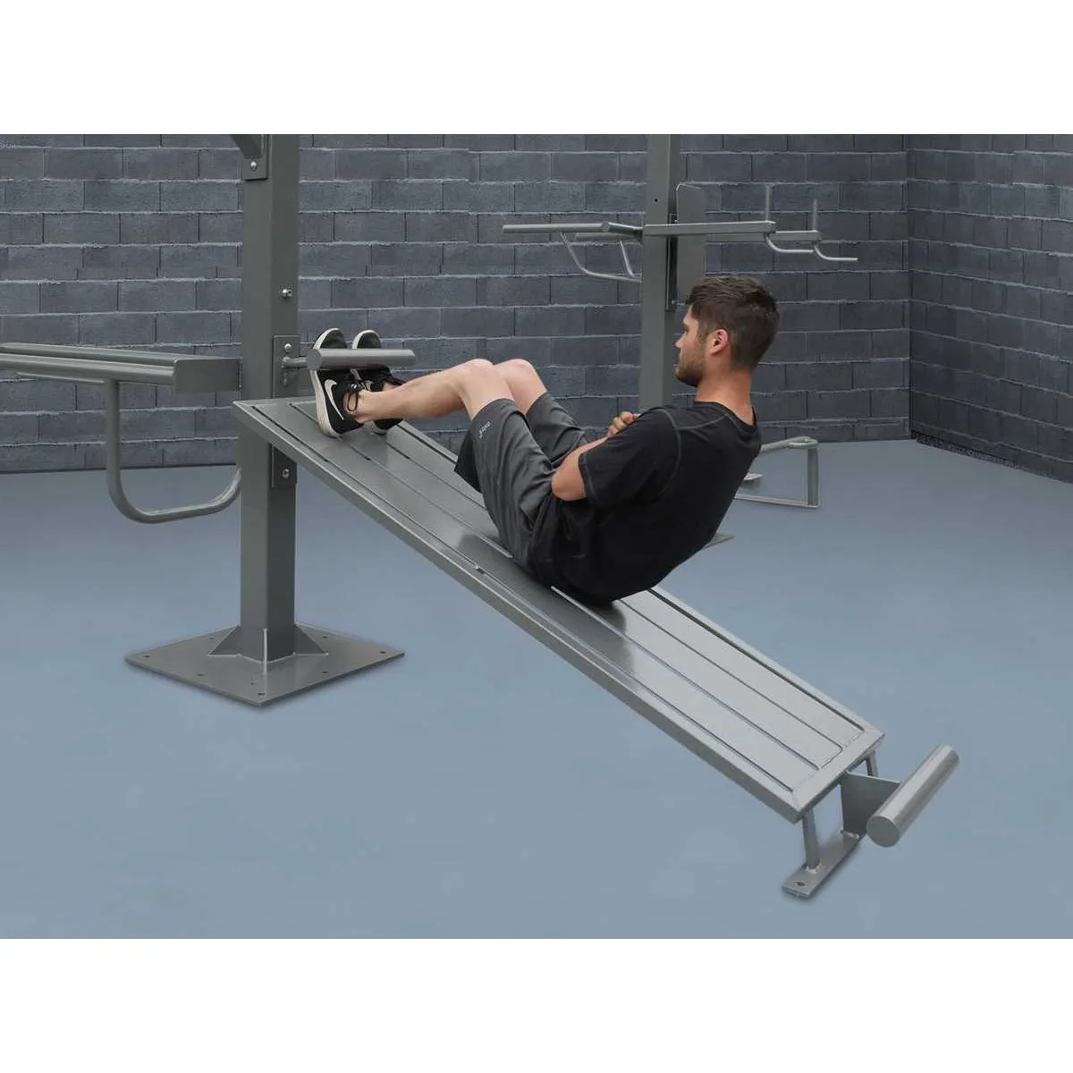 SuperMAX 10 Station Fitness System